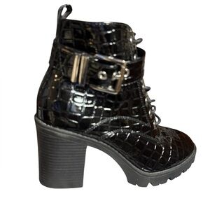 Topshop Black Croc Embossed Lace-Up Heeled Ankle Boots Women’s Size 37 / US 6.5